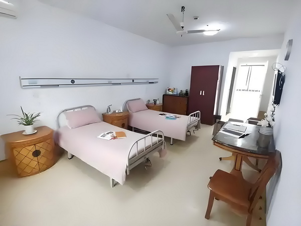 专科如何落户深圳_阿娇一个人独居北京3居室，自称比香港要便宜 用大家交金去的押造车