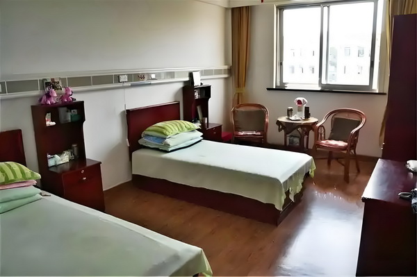 申请深户步骤_冯骥荐电影南京照相馆：没有抒情只有血的事实 冯骥荐电影没有接触只要直接