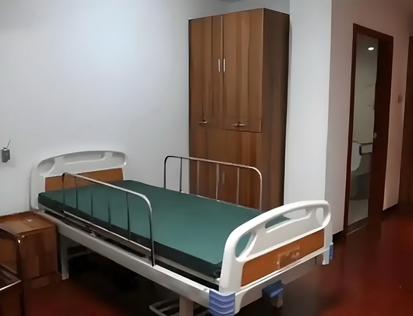 深圳落户标准_预售惨淡人气暴跌谁也救不了“狂妄自大”的那英 自大的那英0养唐山老院